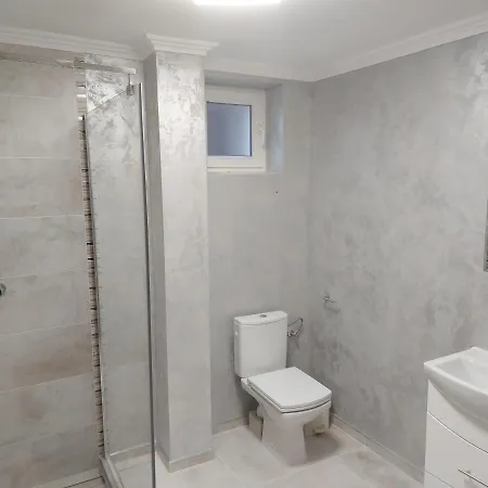 Casa Luca Moldova Noua